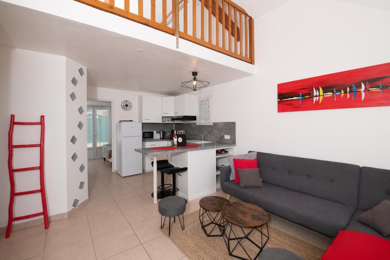 Apartment Face A La Superbe Terrasse Barbecue Le Pradet